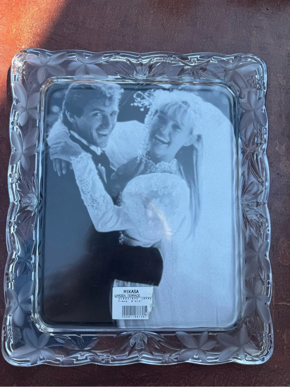 Mikasa Clear Etched Floral Square Glass Frame 8 x 10